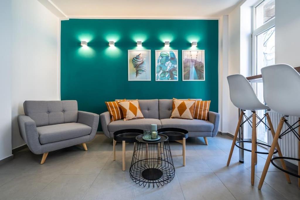 Holiday Vibe - 2r In Piata Romana Apartament